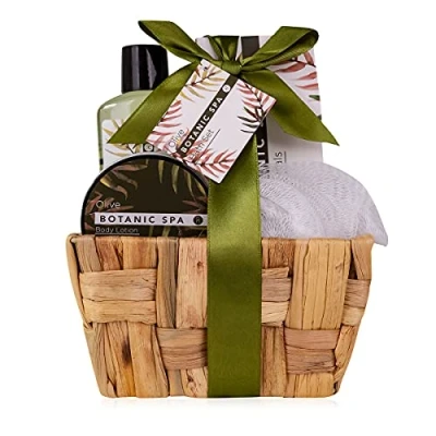 Afbeelding van accentra 6055164AC OLIVE SPA cadeauset in zeegrasmand, badset en doucheset 5 delige decoratieve mand van zeegras, verjaardagscadeau, wellnessset voor vrouwen,groen