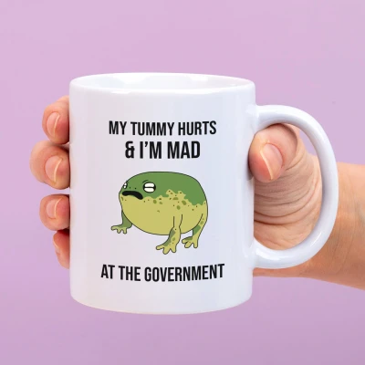 Afbeelding van Mok My tummy hurts and I&#039;m mad at the government