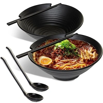 Afbeelding van HEFTMAN Japanse Ramen Bowl set van 2 Elegante 1000 ml Bowls, vaatwasmachinebestendig, duurzame plastic noedelkom voor soep, salade, rijst en pasta gerechten met bijpassende lepels eetstokjes (zwart)