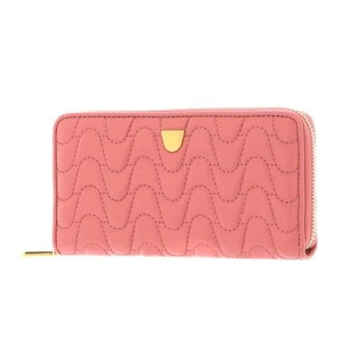 Afbeelding van COCCINELLE Clivia Matelasse Zip Around Wallet Camelia
