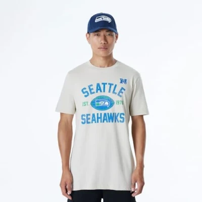 Afbeelding van SEATTLE SEAHAWKS New Era Cap NFL Regular T Shirt Distressed Zeefdruk Team Graphic Stone Unisex