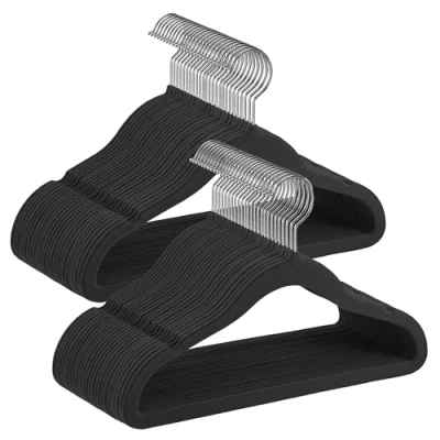 Afbeelding van SONGMICS Kinderkleerhangers, set van 50 kleerhangers voor kinderen, babykleerhangers, fluweel, 360 draaibare haak, zilverkleurig, ruimtebesparend, antislip, inktzwart, CRF027B05