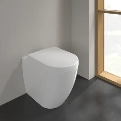 Afbeelding van Villeroy en boch subway 2 0 diepspoelcloset zonder spoelrand staand wit alpin 5602r001