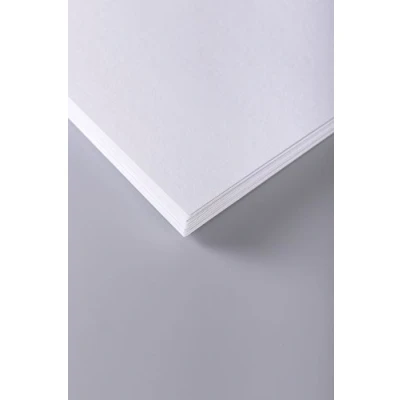 Afbeelding van Clairefontaine Ref 1785C Wit tekenpapier (Pack van 100 vellen) A4 (21 x 29,7cm) 160gsm papier, pH neutraal, zuurvrij, geschikt voor schetsen en tekenen
