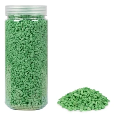 Afbeelding van HEKU Grofkorrelig decoratief granulaat in groen, ca. 750 g, veelzijdig inzetbaar, ideaal voor bruiloften en knutselprojecten, hersluitbare doos