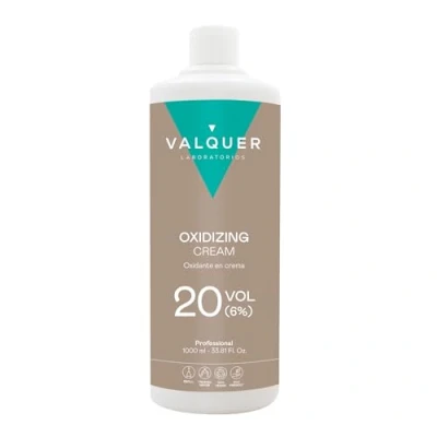 Afbeelding van Valquer Professional Oxygenated Stabilized Cream, 20 Volume (6%). Permanente haarkleuring. Professionele kappers gebruiken. Veganistische formule 1000 ML