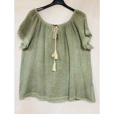 Afbeelding van Boho top van linnen met raglan mouwen ronde hals strikje loze zomer kleur MILITAIR GROEN maat 40/42