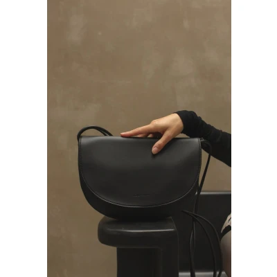 Afbeelding van monk and anna Bag Soma half moon Black