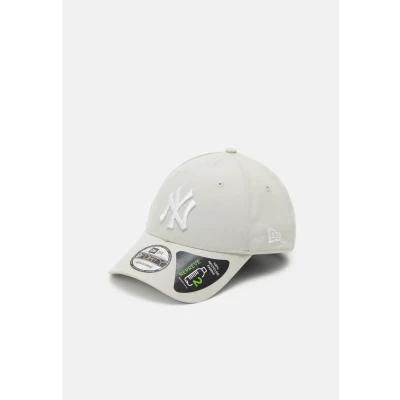 Afbeelding van New Era Repreve 9FORTY Unisex Pet, Maat: One Size, Stone/white