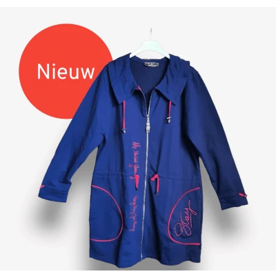 Afbeelding van Katoenen vest met talie aantrekkoord, lange mouwen en decoratie in BLAUW kleur maat 40/42