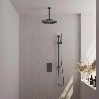 Afbeelding van Brauer Gunmetal Edition Regendoucheset inbouw hoofddouche 30 cm 2 functies glijstang inclusief inbouwdeel handdouche Staaf 1 stand PVD
