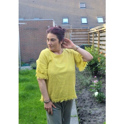 Afbeelding van Boho katoenen zomer top in GEEL kleur met korte mouwen maat 42
