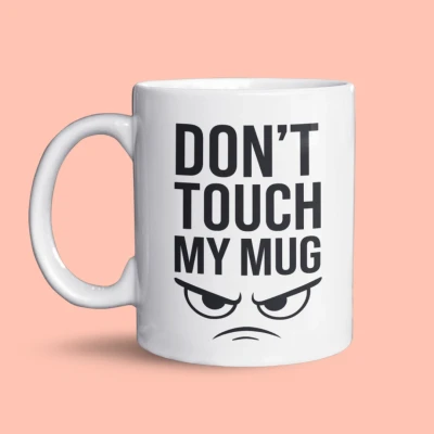 Afbeelding van NietMokken.nl Grappige mok DON’T TOUCH MY MUG met tekst en boze blik Cadeau voor collega of huisgenoot Koffiemok 325ml Keramiek Aan beide zijden bedrukt