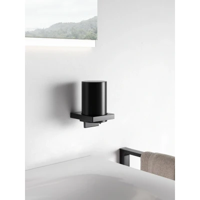 Afbeelding van KEUCO Lotiondispenser metaal en kristalglas, zwart mat, inhoud navulbaar ca. 180 ml, zeepdispenser voor badkamer gastentoilet, wandmontage, Edition 11 Black Selection
