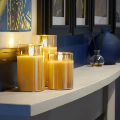 Afbeelding van Auraglow Oplaadbare vlamloze LED glazen kaarsen met afstandsbediening, laadstation en timer, echte was, flikkerende vlam warm wit licht (3 stuks)