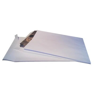 Afbeelding van Envelop Quantore monsterzak 262x371x38mm zelfkl. wit 10stuks