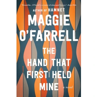 Afbeelding van The Hand That First Held Mine