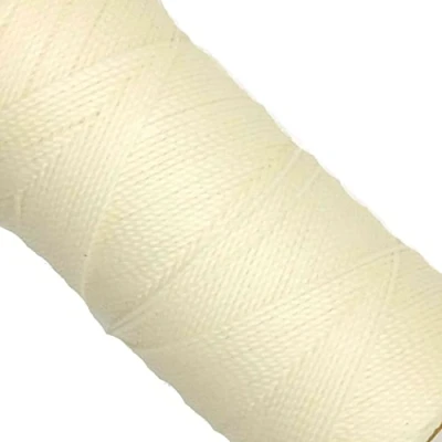 Afbeelding van Linhasita Spoel gewaxt garen 100 g/170 meter polyester 1 mm dik macramé 30 kleuren wit