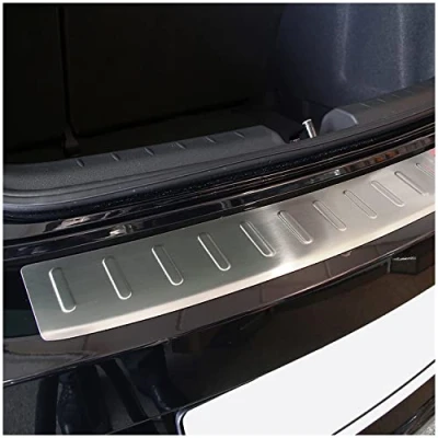 Afbeelding van teileplus24 L631 Achterbumperprotector gemaakt van V2A RVS met afschuining, Kleur:Geborsteld zilver
