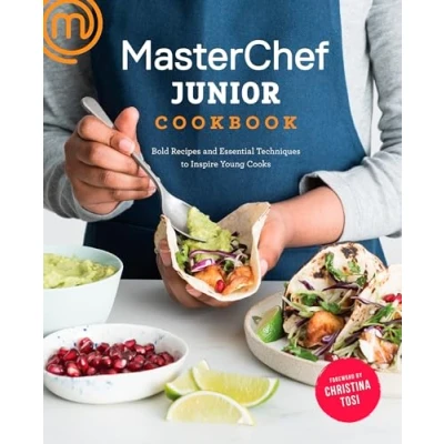 Afbeelding van MasterChef Junior Cookbook: Bold Recipes and Essential Techniques to Inspire Young Cooks