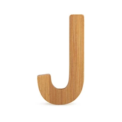 Afbeelding van small foot ABC letter van duurzaam bamboe, combineerbaar met andere letters als decoratie of deurschild