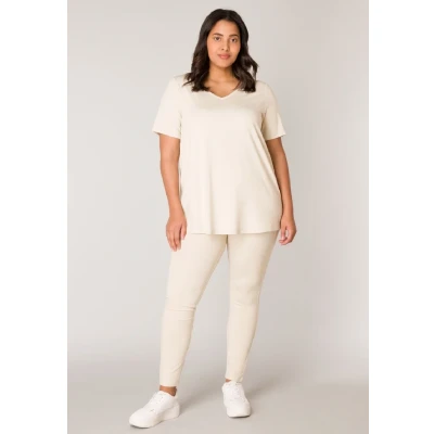 Afbeelding van Base Level Curvy basic T shirt Alba beige