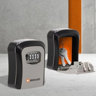 Afbeelding van Brihard Key Lock Box Outdoor, Wandgemonteerde Sleutelkluis met 4 cijferig Combinatieslot, Waterdichte Buitensleutelkluis Schuifdeksel voor het opbergen van huis , garage en autosleutels