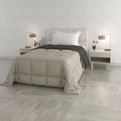 Afbeelding van Italian Bed Linen Elegante winterdekbed, microvezel, lichtgrijs/donkergrijs, 220 x 260 cm