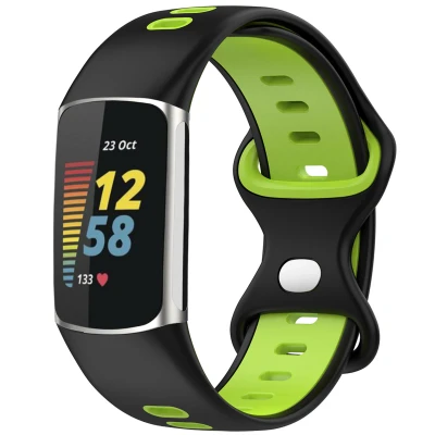 Afbeelding van Siliconen sport bandje voor de Fitbit Charge 5 / 6 Zwart Groen iMoshion En TPU (zacht)