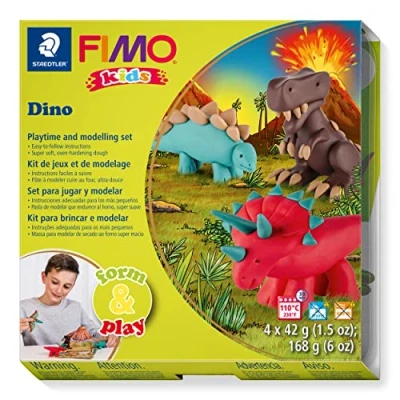 Afbeelding van Staedtler 8034 07 LY Fimo kids form&amp; play set Dino (superzachte, ovenhardende knede, eenvoudige handleiding, hersluitbare box, met 4 fimoblokken, 1 modelleerstaaf en speelachtergrond)