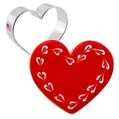 Afbeelding van Heart Cookie Cutter Valentines made in USA by Ann Clark Cutters, 3 3/8&quot;