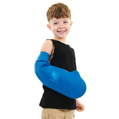 Afbeelding van Bloccs zwem en douchehoes gipshoes hele arm kind 4 7 jaar