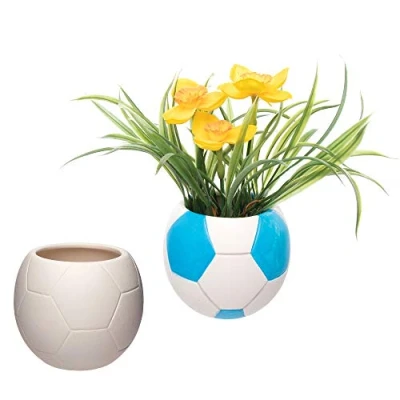 Afbeelding van Baker Ross Voetbal Bloempotjes (3 Stuks) Knutselspullen en Knutselsets voor Kinderen