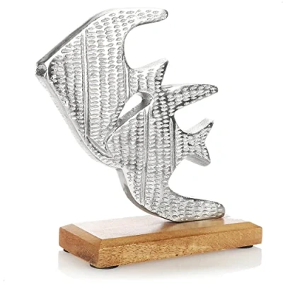 Afbeelding van COM FOUR® Premium standvis decoratieve vis van metaal op mangohouten voet maritieme metalen om te staan en decoreren (zilverkleurig vis)