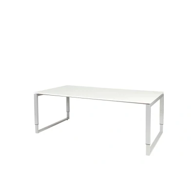 Afbeelding van Domino Plus vergadertafel, hoogte instelbaar (62 85cm) met 200x100cm &#039;zwevend&#039; krijtwit 25mm blad en aluminium (RAL9006) O poot frame