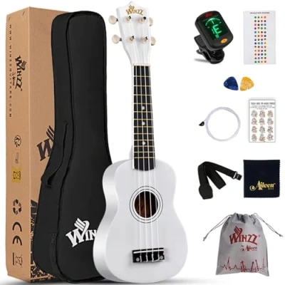 Afbeelding van Winzz Sopraan Ukelele Starter Kit voor Beginners, met Tas, Clip on Tuner, Extra Snaren, Riem, Plectron, Gripplankstickers, Acordkaart, Polijstdoek 21&quot; Sopran (Wit)