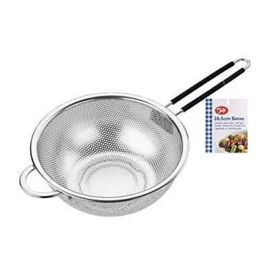 Afbeelding van Tala Roestvrijstalen zeef van 20,5 cm met zachte handgreep, ideaal voor gebruik als vergiet of zeef. Perfect het uitlekken en spoelen fruit groenten, pasta, rijst, peulvruchten, bonen