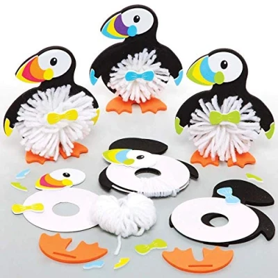 Afbeelding van Baker Ross FE201 Papegaaiduiker Pom Knutsel Set Pak van 3, Knutselen voor Kinderen Maak Je Eigen Pluizige Vriend.