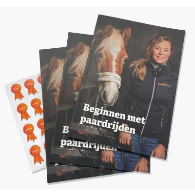 Afbeelding van Harry&#039;s Horse Boek Beginnen met paardrijden van Equitraining Aantal Kleurloos