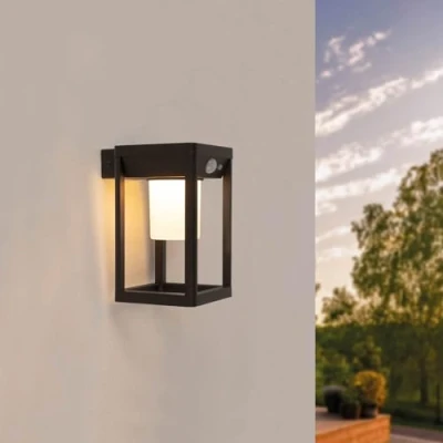 Afbeelding van Ledvion LED Solar Wandlamp met Bewegingssensor, Vierkant, Zwart, IP44, Zonne energie, 2.2W, 3000K, Bewegingsdetectie &amp; Schemerschakelaar, Energiezuinig Weerbestendig