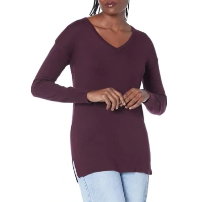 Afbeelding van Amazon Essentials Women&#039;s Lichtgewicht tuniektrui met lange mouwen en V hals (verkrijgbaar in grote maten), Bordeauxrood, L
