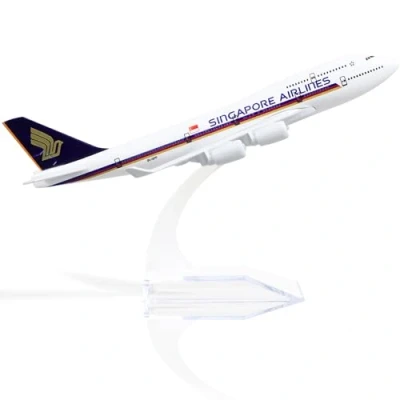 Afbeelding van QIYUMOKE Boeing 747 Singapore 1/400 Diecast metalen vliegtuig model met standaard Airlines Alloy Display verzamelbare kit voor luchtvaart enthousiast cadeau