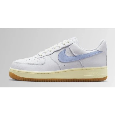 Afbeelding van WMNS Nike Air Force 1 ‘07 Sneakers Maat 38