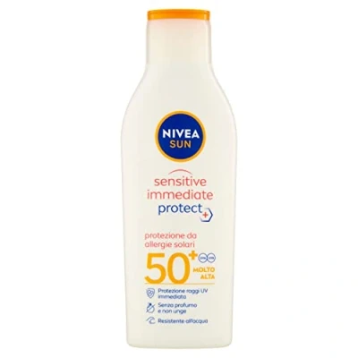 Afbeelding van NIVEA Sun Sensitive Zonwerende crème Immediate Protect FP50+ in 200 ml fles, zonnemelk met aloë vera en antioxidanten, zonwering tegen zonneallergie