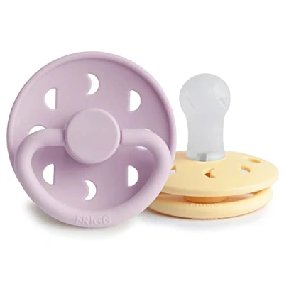 Afbeelding van FRIGG Maanfase siliconen fopspeen 2 stuks symmetrische zuiger in kersenvorm BPA vrij Gemaakt Denemarken Silicone Maat 1 (0 6 maanden), Pale Daffodil/Soft Lilac)