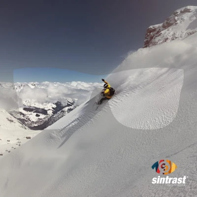 Afbeelding van Sinner Whitepass Zonnebril Mat Wit/Rood Sintrast Sneeuw lens