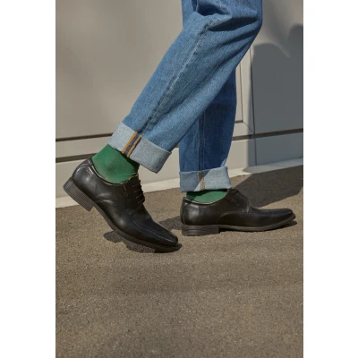 Afbeelding van Clarks Tilden Veterschoenen, Heren, Maat: 44.5, Black Leer