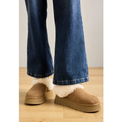 Afbeelding van UGG Klomp Bruin 38