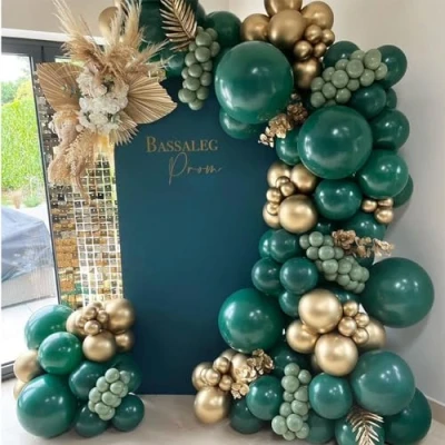 Afbeelding van Donkergroene ballonboog kit, 126 stuks groen en gouden slinger kit met salie groene ballonnen feestballonnen voor verjaardagsfeestje decoratie, babyshower decoraties, jungle safari