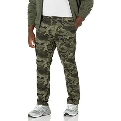 Afbeelding van Amazon Essentials Men&#039;s Stretch cargobroek met rechte pasvorm (verkrijgbaar in grote en lange maten), Groen Camo, 40W / 29L
